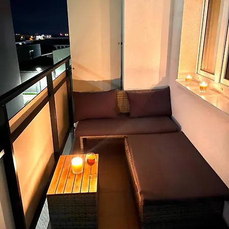 Castle View Apartment *